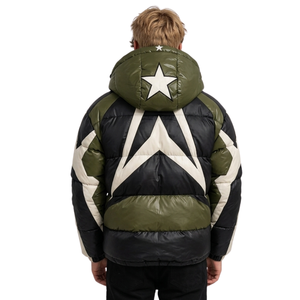 Chaqueta Deportiva Acolchada para Hombre, Diseño Chevron Verde con Rayas, Capucha con Detalles Blancos, Acolchado Térmico Grueso, Chaqueta de Nailon Resistente - Product Image 2