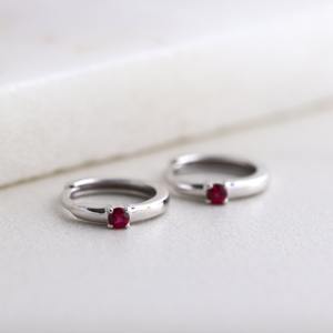 Pendientes de Aro Pequeños de Oro Sólido de 14K con Rubí, Estilo Huggie, Delicados, Minimalistas, Elegantes, Regalo para Mujeres y Niñas, Fiesta, Hindú - Product Image 6