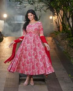 Summer Trending 2024 Best Color Flair Full Anarkali Design V Neck Fancy Dress para damas y niñas Wear - Product Image 3