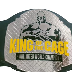 Cinturón de Campeón Mundial King of the Cage Unlimited con Correa Negra y Diseño Plateado, Título Personalizable para Fanáticos - Product Image 2