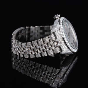 Montre de luxe pour homme en acier inoxydable, entièrement sertie de diamants, cadran romain, mouvement automatique, idéale pour les soirées. - Product Image 3