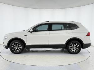 VW Tiguan L 330TSI Luxe 2018 (Empattement de 2791 mm) - 2.0L Turbo+<span class=keywords><strong>7DSG</strong></span>, Toit ouvrant panoramique/ hayon électrique/ sièges en cuir, Titre propre - Product Image 2