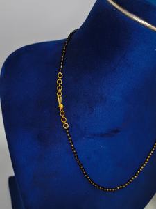 Auténtico Mangalsutra de Oro Sólido de 22K para Mujer, Collar de Cuentas Negras de Oro Real con Colgante de Piedra Roja, Joyería Nupcial India - Product Image 3