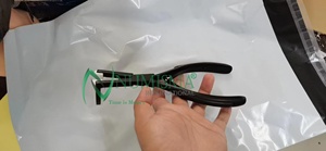 Tijeras de Corte de Pelo de Alta Calidad, 6.8 Pulgadas, Acero Inoxidable, Profesionales, para Barbería, en Venta - Product Image 5