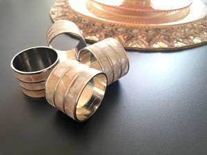 Vintage Brass Napkin Rings Circle <b>Shape</b> 4.5cm Wide Durable Table Decoration for Wedding Mother of Pearl Napkin Rings - Product Image 5