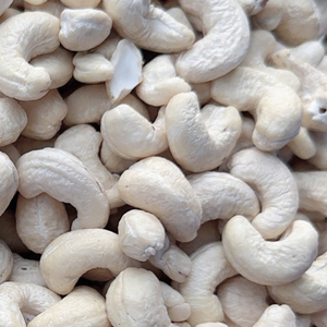 Proveedor Confiable de Nueces de Anacardo WW180, WW240, WW320, LP, WS, Nueces de Anacardo Crudas al por Mayor, Nueces de Anacardo de Santigo, Vietnam - Product Image 1