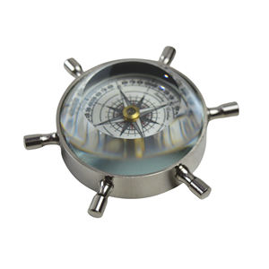 Boussole en laiton pur avec finition nickelée argentée, boussole de poche vintage lumineuse pour le camping, la randonnée, outil rétro à clapet pour l'extérieur - Product Image 2