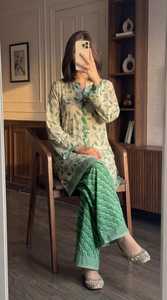 Ensemble de 2 pièces en tissu lawn imprimé de qualité supérieure pour femmes, collection été, vêtements indiens et pakistanais, tenue légère pour tous les jours - Product Image 3