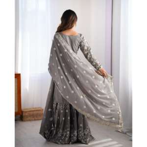 Ensemble Sharara de soirée pour femmes avec dupatta, comprenant haut, bas et tissu de couverture - Product Image 2