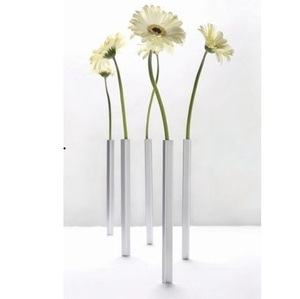 Vase à fleurs de table en aluminium magnétique fait main, écologique, base en fer, finition mate, pour une seule tige, moderne, minimaliste, résistant à la rouille - Product Image 3