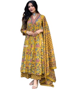 Broderie traditionnelle femmes indien Punjabi pakistanais Shalwar Kameez blanc coton Kurti avec pantalon pour les fêtes de mariage - Product Image 1