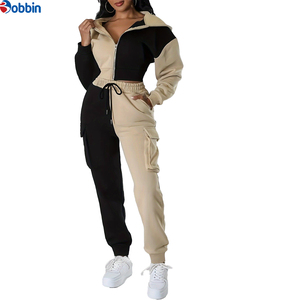 Conjunto Casual Personalizado para Mujer 2 en 1, 100% Algodón, con Chaqueta Corta con Capucha y Bloques de Color a la Moda, Pantalones Cargo y Pantalones Deportivos - Product Image 3