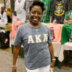 Chemise en chenille denim AKA pour femme, col rond, lettres grecques, haut décontracté de haute qualité - Product Image 2