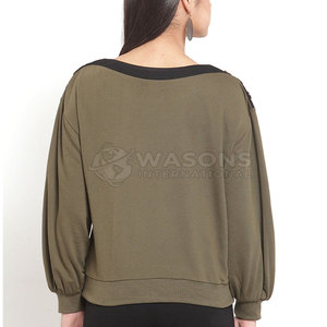 Sudadera para mujer perfectamente diseñada para un estilo de vida relajado, que ofrece una sensación suave, un aspecto sencillo y comodidad para usar todo el día. - Product Image 6
