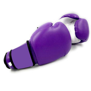 ถุงมือชกมวย Viga Sports รุ่นยอดนิยมประจำปี 2026 สีแดงขาว ทำจาก PVC ระบายอากาศได้ดี พร้อมโลโก้สั่งทำพิเศษ อุปกรณ์สุดเท่สำหรับกีฬาต่อสู้ - Product Image 5