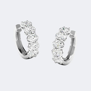 Pendientes de aro tipo huggie con diamantes cultivados en laboratorio de corte ovalado de 2.00 CTW, oro de 14K, VVS VS DEF, engaste de púas compartidas, joyería de lujo brillante con bisagras - Product Image 3