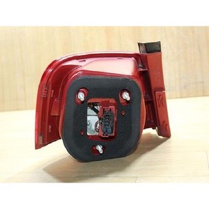 Feu arrière extérieur droit LED d'occasion OEM 3C5945096H pour Passat 2005-2010 - Product Image 5
