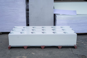 Panneau de Celuka en mousse PVC blanc rigide de Pitech Vietnam 1220x2440mm 5-20mm Co-Extruded UV EVA Feuilles de découpe en plastique acrylique - Product Image 3