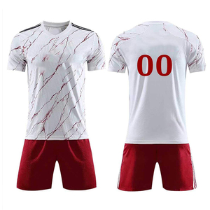 Uniforme de fútbol de alta calidad, económico y personalizado con logotipo para hombre, camiseta de entrenamiento, chándal, uniforme de fútbol. - Product Image 6