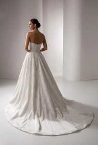 Vestido de Novia sin Mangas con Cuentas Hechas a Mano, sin Tirantes, con Bordado de Cristales, Falda de Satén Drapeada, Cintura Natural, Largo hasta el Suelo con Cola Barrida - Product Image 6