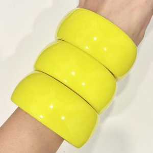 Contrast Polka <b>Dot</b> Resin Bangle Bracelet Pair Women Black White <b>Spotted</b> Round Wrist Cuff Jewelry Handcrafted Acrylic Arm Ring - Product Image 4