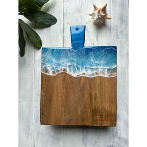 Planche à découper en bois au design tendance avec poignée en résine époxy, plateau à fromages et charcuteries, épaisseur 2,0 cm, compatible lave-vaisselle - Product Image 4