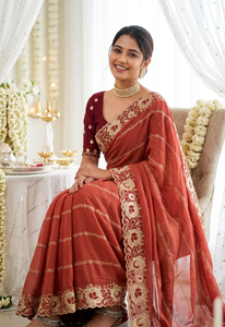 AARA Fashion Sari en soie rouge pour femme, broderie dorée, motif floral, tenue traditionnelle indienne pour mariage et Diwali, pour adultes - Product Image 4