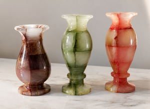 Vase de table en onyx miel multicolore moderne naturel, sculpté à la main, en pierre polie, décoratif pour la maison, l'hôtel, les mariages - Product Image 1