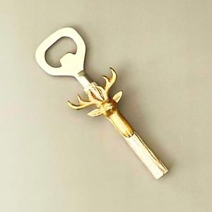 Décapsuleur Tête de Cerf en Laiton Antique, Outil de Bar Rustique en Forme de Bois de Cerf, Décapsuleur de Bière Vintage à Motif Animal, Cadeau Décoratif - Product Image 4