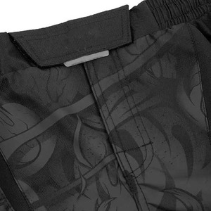 Short de sport athlétique respirant à séchage rapide, extensible dans quatre directions, avec doublure de compression, fermeture éclair et poches pour téléphone, effet délavé - Product Image 4
