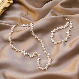 Women's Retro Baroque Style Freshwater Pearl <b>Necklace</b> <b>and</b> <b>Bracelet</b> <b>Set</b> Petal Fashion Jewelry with Temperament - Product Image 1