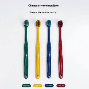 Kit de brosses à dents jetables de luxe de haute qualité avec logo personnalisé, poils en nylon doux <span class=keywords><strong>et</strong></span> manche en plastique pour hôtels <span class=keywords><strong>et</strong></span> voyages - Product Image 2