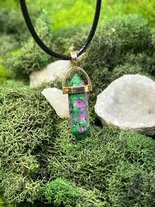 Colgante de lápiz de zoisita rubí hecho a mano, con forma para decoración del hogar, regalos y manualidades, precios al por mayor - Product Image 2