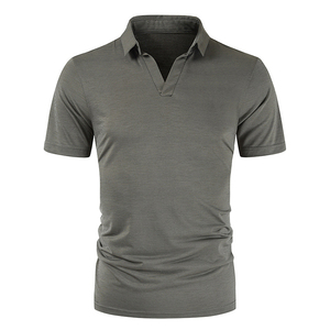 เสื้อโปโลผู้ชายแขนสั้นสีพื้นผ้าถักสไตล์ลำลองทรงปกติสีฟ้าอมเขียว - Product Image 4