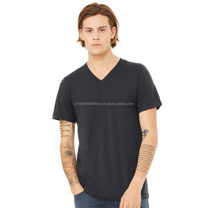 เสื้อยืดคอกลมแขนสั้นสีดำแบบยูนิเซ็กซ์สำหรับผู้ชาย ผลิตจากผ้าโพลีริช  สามารถสั่งทำได้ - Product Image 1