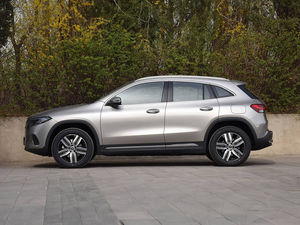 SUV Eléctrico de Lujo de Segunda Mano Más Vendido, Benz EQA con 619 KM de Autonomía, Asientos de Cuero, Vehículo Usado en Oferta - Product Image 6