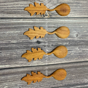 CUILLÈRE EN BOIS AVEC POIGNÉE DÉLICATE-CREATIVE Ustensiles de cuisine en bois d'inspiration vintage fabriqués au Vietnam - Product Image 1