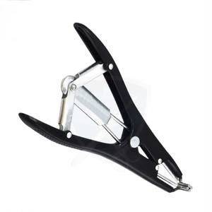 เครื่องมือผูกอัณฑะสัตว์แบบปรับได้ ทำจากพลาสติก รุ่น CRA PLASTIC 02 สำหรับปศุสัตว์ เช่น แพะ วัว แกะ ใช้ซ้ำได้ - Product Image 3