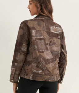 Chaqueta vaquera Hardihood International para mujer, lavado claro, con dobladillo deshilachado, pedrería floral y botones frontales, formal y transpirable. - Product Image 2