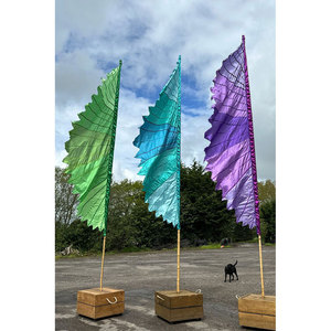 Bandera de Pluma Promocional Portátil de Polipropileno Tejido Transpirable con Impresión Personalizada, Correa Ajustable, Instalación Instantánea, Forma de Lágrima - Product Image 1