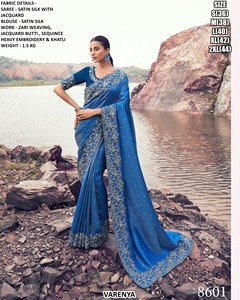 Sari en soie satinée effet flamme - Anti-humidité et infroissable, design traditionnel pour mariages et fêtes - Product Image 1