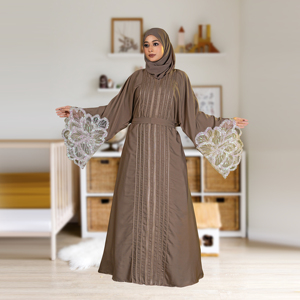 Abaya islamique modeste Nida pour la prière de l'Aïd, manches en dentelle décoratives, col en V, plis verticaux, ceinture à nouer, longueur au sol, vêtements pour femmes - Product Image 1