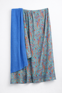 Juego de toalla de playa y pareo con estampado Paisley, frente con estampado y reverso de toalla, 2 en 1 - Product Image 2