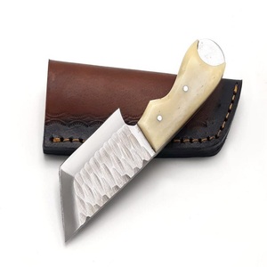 Couteau de chasse à lame fixe en acier Damas fait main sur mesure Trend Blades avec pointe en clip, manche en bois et étui en cuir sur mesure - Product Image 2
