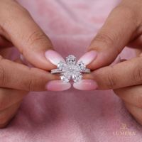 Bague de fiançailles en diamant de laboratoire à grappe florale, design pétale en diamant taille poire assorti avec bande micro-pavée, bijoux de mariée