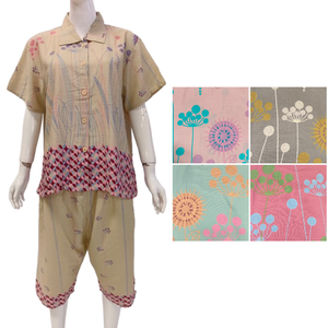 Pijama Elegante e Informal para Mujer, Pantalón Corto y Camiseta de Manga Corta, Color Sólido, con Tela Térmica Suave y Transpirable de Chrysanta - Product Image 1