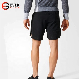 Shorts décontractés d'été pour hommes, respirants et à séchage rapide, pour l'extérieur, avec impression de logo personnalisé, en polyester, vente en gros - Product Image 4