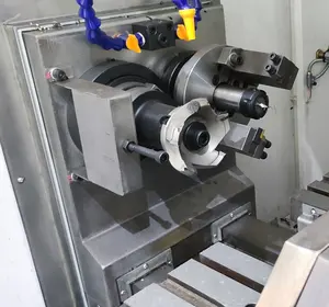 Máquina de revestimiento y centrado de extremos CNC para eje de metal