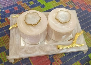 โถเก็บของเรซิ่นพรีเมียมพร้อมฝาปิด สำหรับใช้ในครัว ห้องน้ำ และจัดระเบียบบ้าน ราคาขายส่ง - Product Image 5
