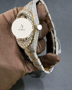 Montre-bracelet unisexe de luxe jaune en acier inoxydable, cadran entièrement serti de diamants, aiguilles et chiffres romains, qualité export, mouvement mécanique - Product Image 4